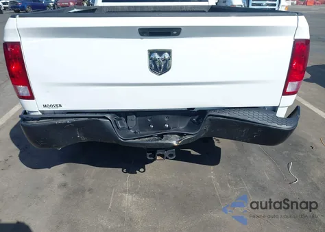 2019 Ram 1500 Classic Tradesman 4X2 8' Box z USA, uszkodzony, nr VIN 3C6JR6DT1KG522370